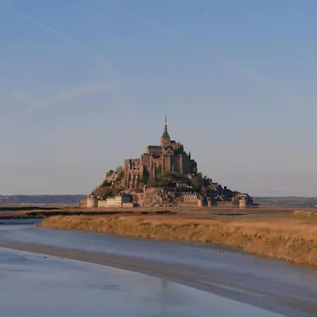 Le 7 De Coeur, Baie Mont St Michel Dragey