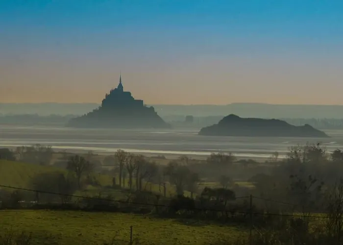 Le 7 De Coeur, Baie Mont St Michel
